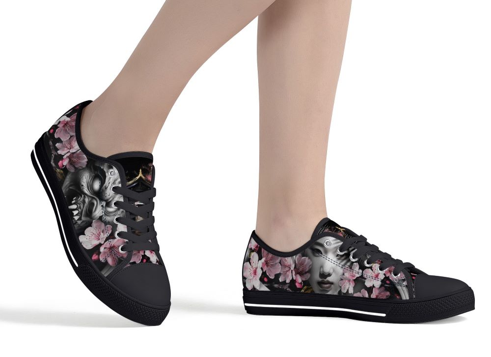 Oni's Geisha Blossom Low Top Black Kickitink 5